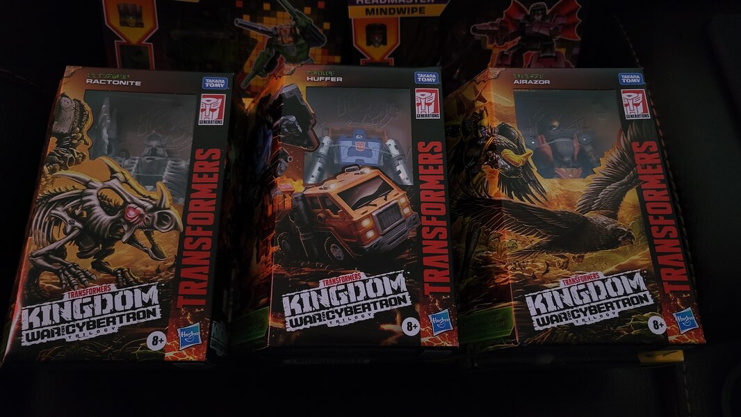 Transformers Kingdom Wave 2 Airazor, Huffer, Ractonite In Hand Images  (12 of 12)